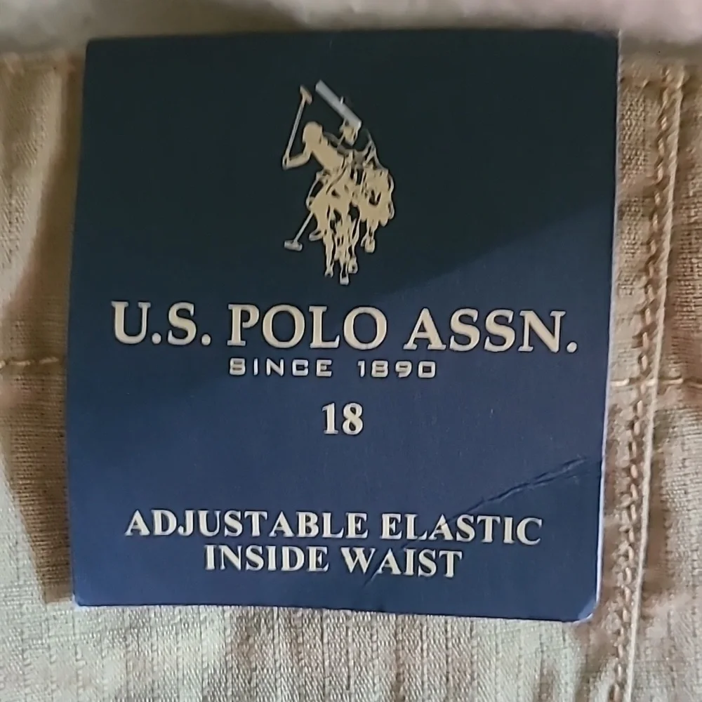 ⭐️NWT⭐️ U.S. Polo Assn. Boys Cargo Shorts | Size 18 - Picture 4 of 6